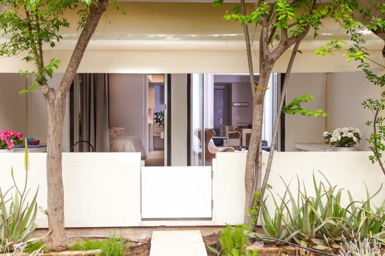 Sweet Suite Flora In Vouliagmeni Athens Exterior photo
